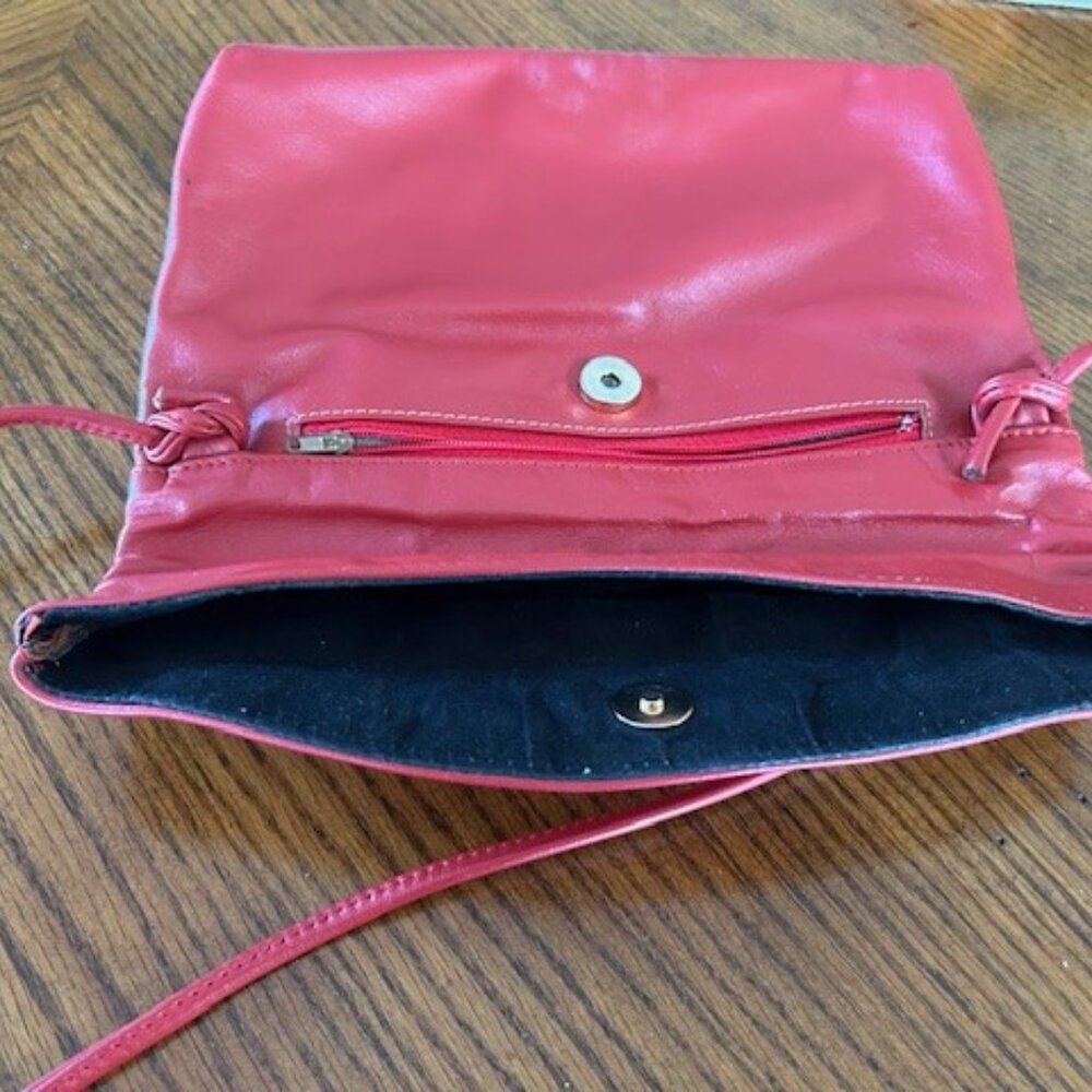 Purse - Picture 2 of 2